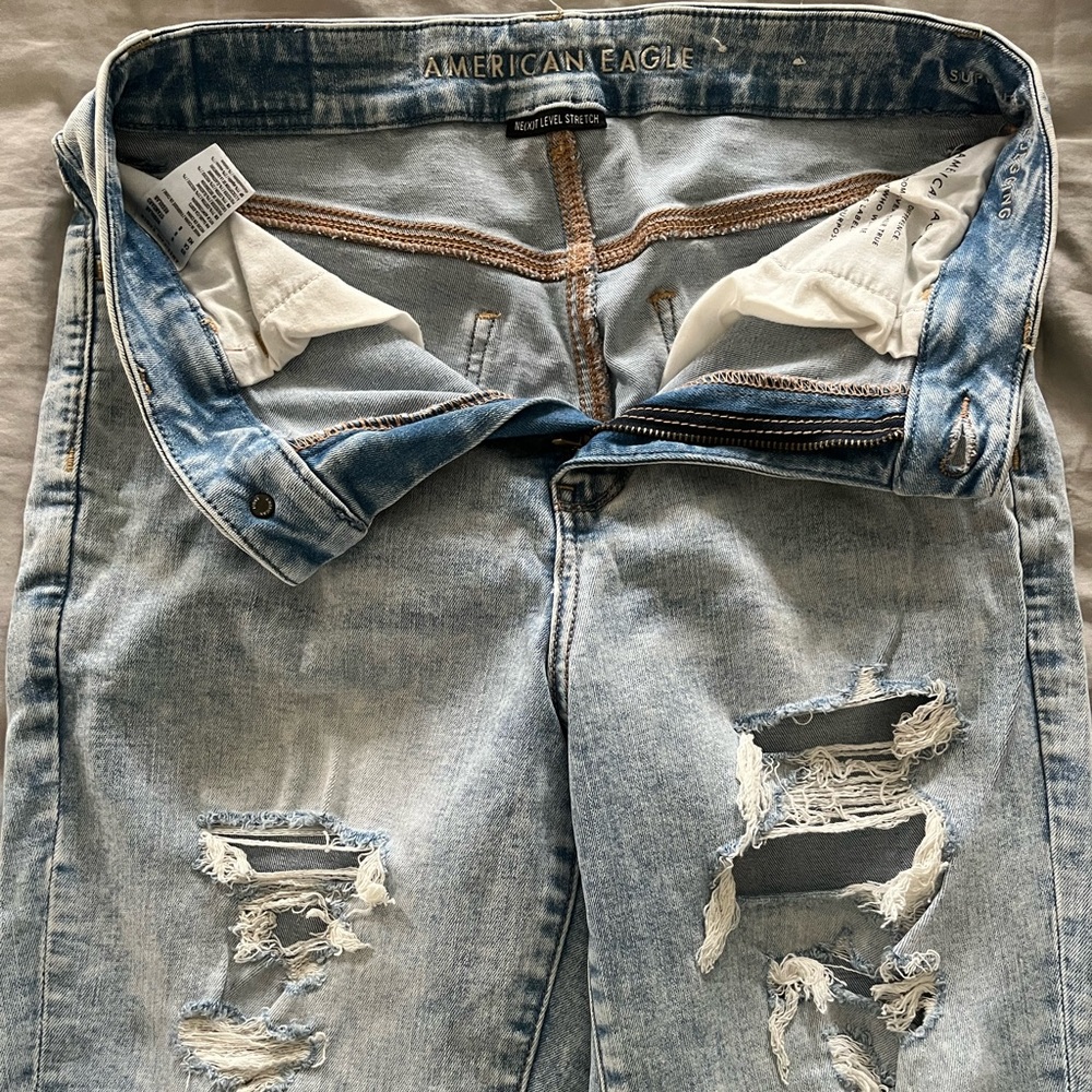American Eagle Next Level Stretch Distressed Jeggings